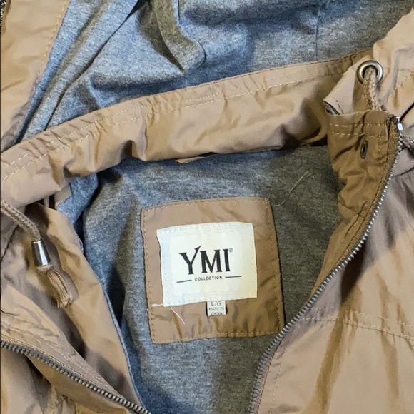 Brown jacket , light - Picture 3 of 4